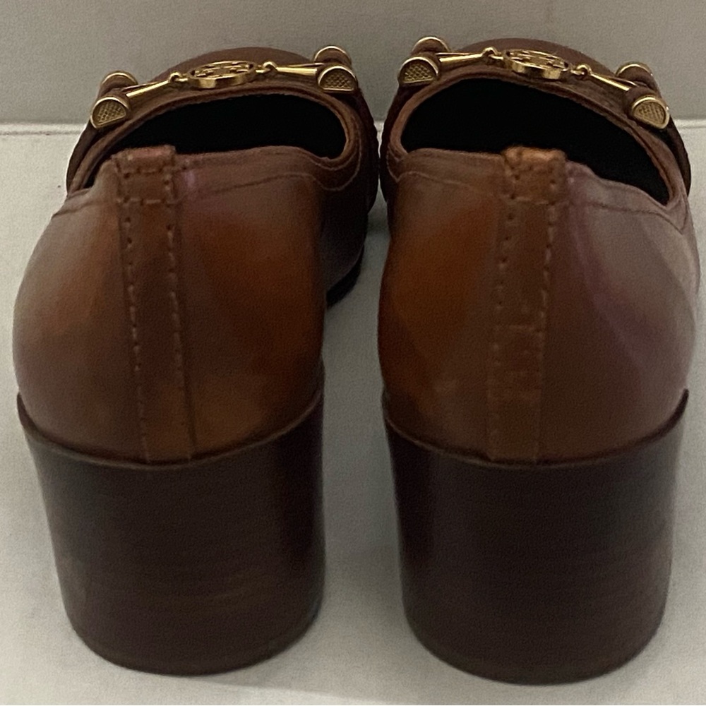 Tory Burch Brown Leather Ballet Heels with Gold Logo Hardware - Picture 7 of 16